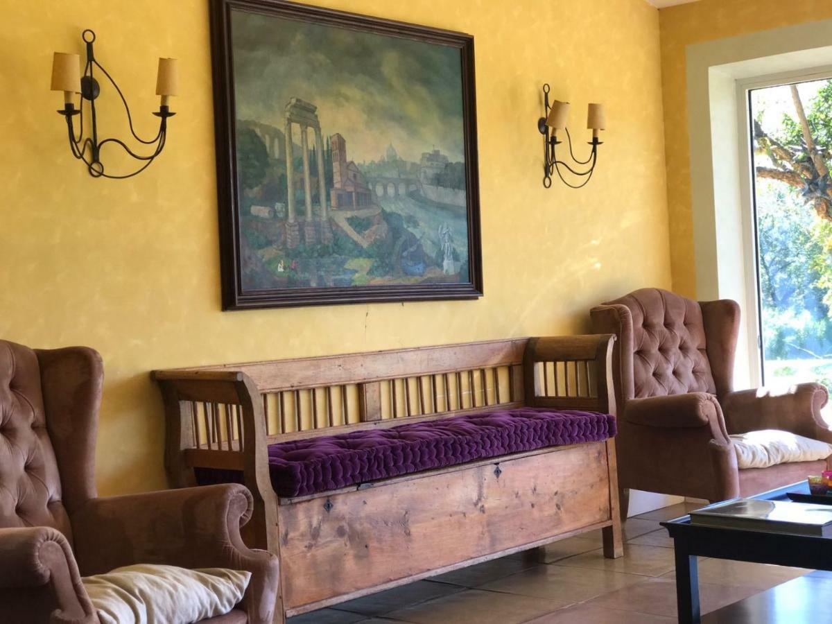 Bed and Breakfast Borgo Del Gelso à Olgiata Extérieur photo